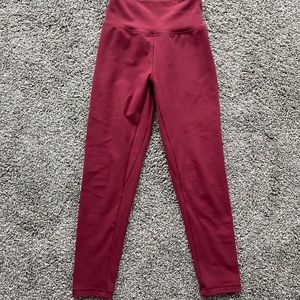 Ptula Mayra Plush Cranberry 23”